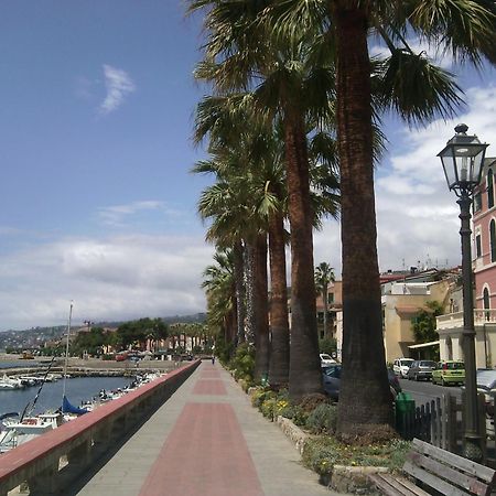 Ferienwohnung Ca De Matage Riva Ligure Exterior foto
