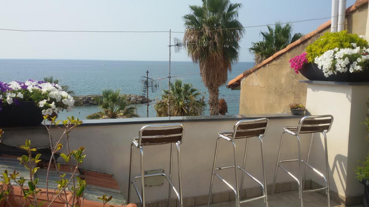 Ferienwohnung Ca De Matage Riva Ligure Exterior foto