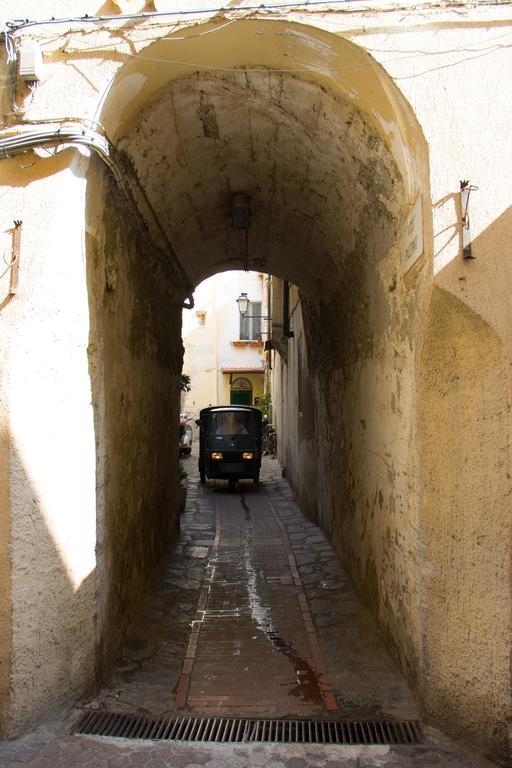 Ferienwohnung Ca De Matage Riva Ligure Exterior foto