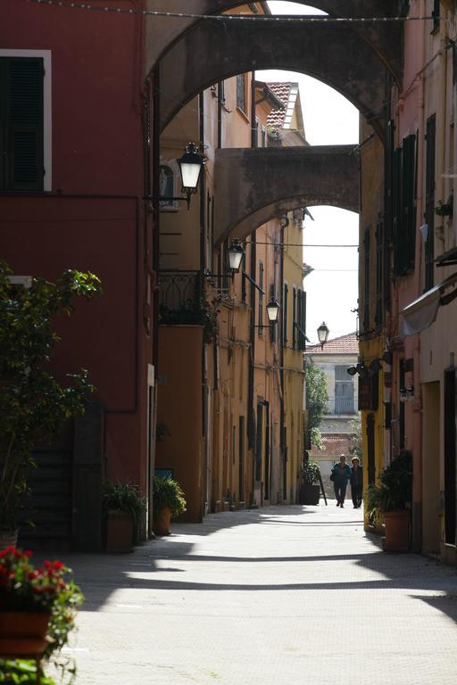 Ferienwohnung Ca De Matage Riva Ligure Exterior foto
