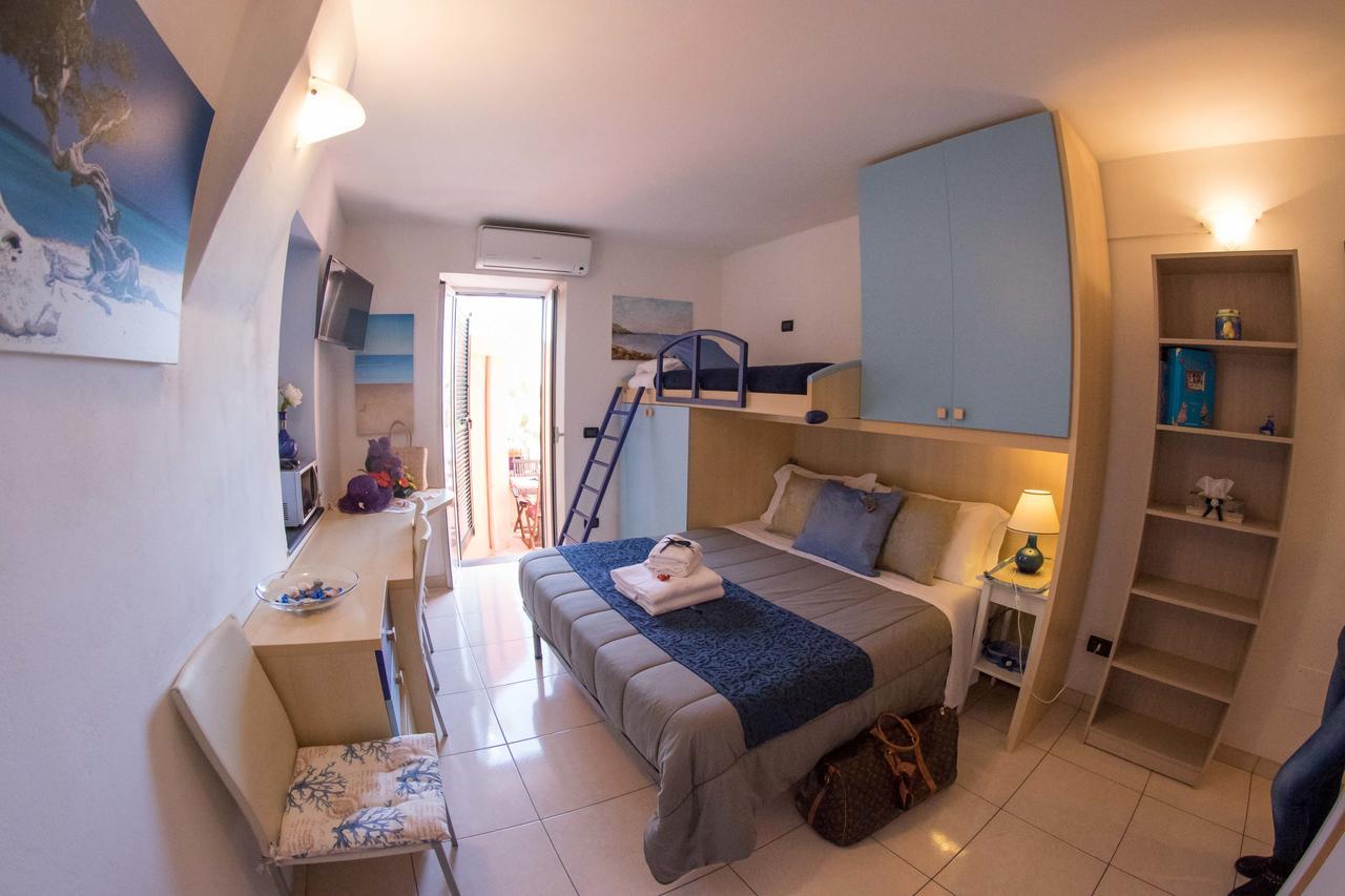 Ferienwohnung Ca De Matage Riva Ligure Exterior foto